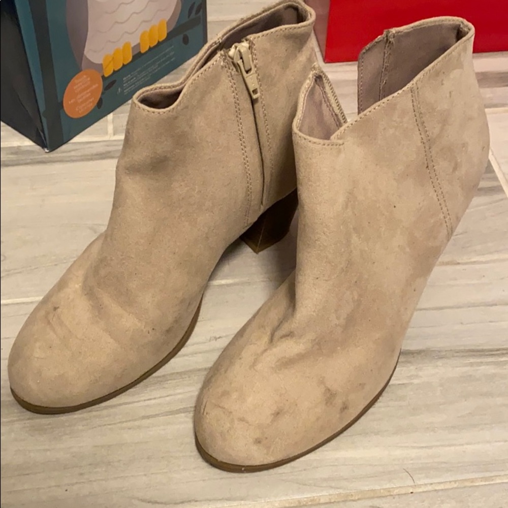 Ankle boots